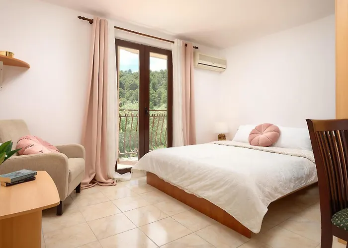 Casa vacanze Beautiful In Mastrinka With Wifi Traù