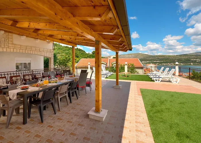 Beautiful In Mastrinka With Wifi