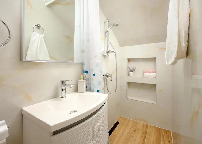 Beautiful In Mastrinka With Wifi * Traù