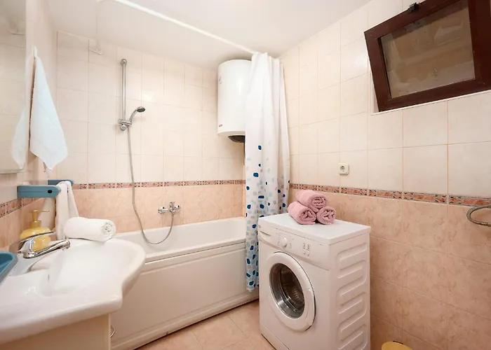 Beautiful In Mastrinka With Wifi