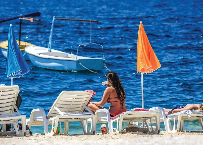 Casa vacanze Beautiful In Mastrinka With Wifi *